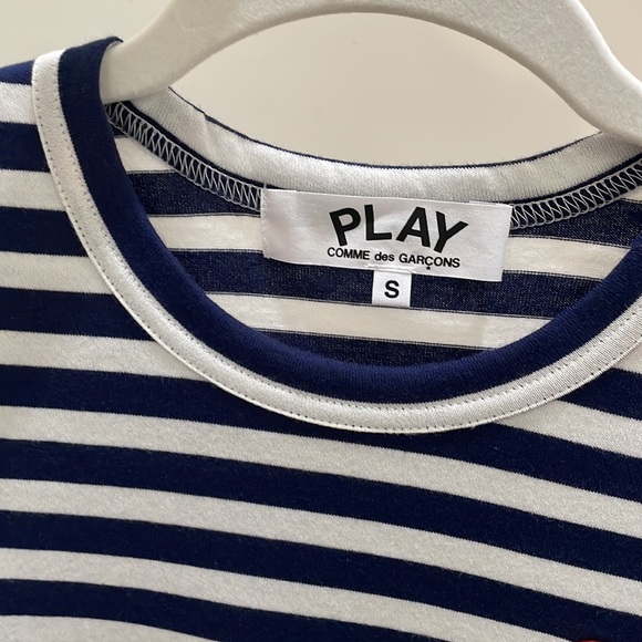 COMME DES GARCONS PLAY Stripe Red Heart Tee - Picture 5 of 7